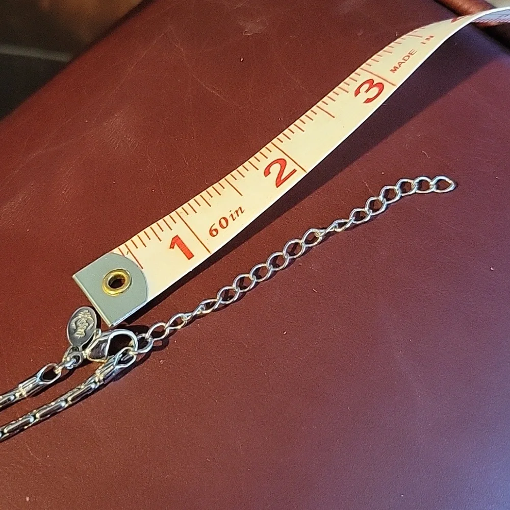 Gold and Silver toned Necklace. 16" with 3" extension. - Picture 7 of 7